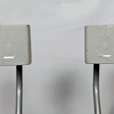 Bose FreeSpace 3 Surface Mount Satellite Speakers - White Pair w/ Omnimount Stands image 3