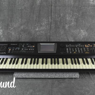 Roland V-Synth Synthesizer Workstation Keyboard Ver.2  in Very Good Condition.