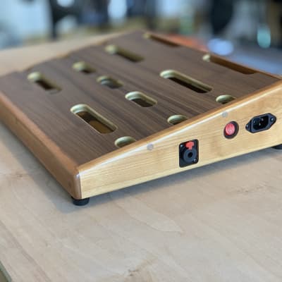 GroundSwell Pedalboard- 17x12.5  - Cherry Wood image 1