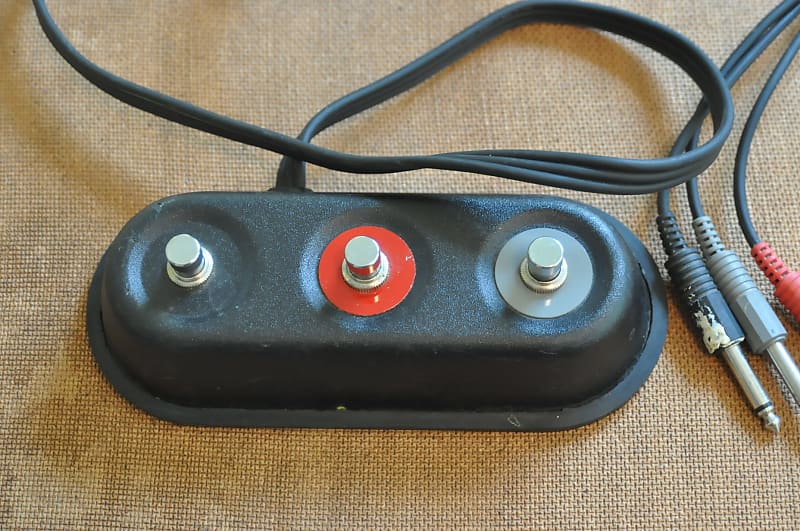 Roland FS 3 3-way footswitch 1980's for JC 120 and others