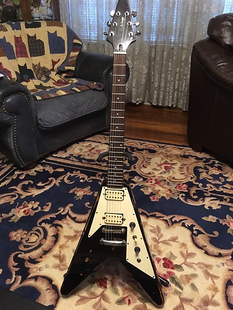 Epiphone by Gibson フライングV 1997 レッド　良音 1997 Gibson Flying V Electric Guitar | Cream City Music