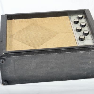 Silvertone Model 1482 5-Watt 1x12 Guitar Combo 1960s - Black image 9