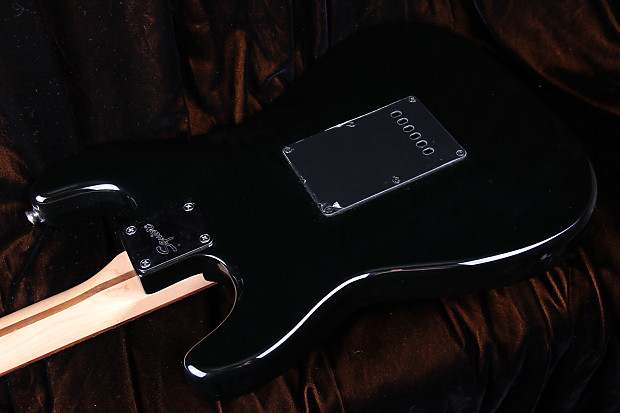 フレット打ち直し済み！squier standard stratocaster