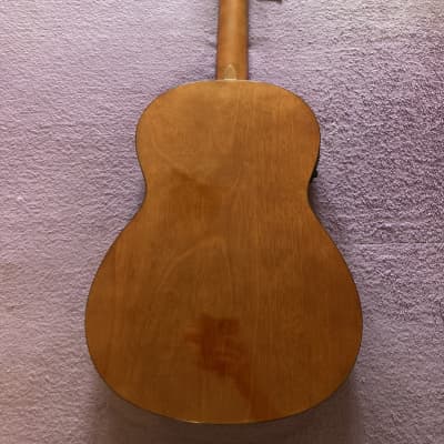 VGS E-Acoustic Classical guitar 4/4 natural image 5