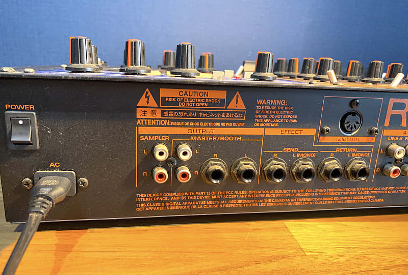 Roland - DJ-2000 | Professional DJ Mixer