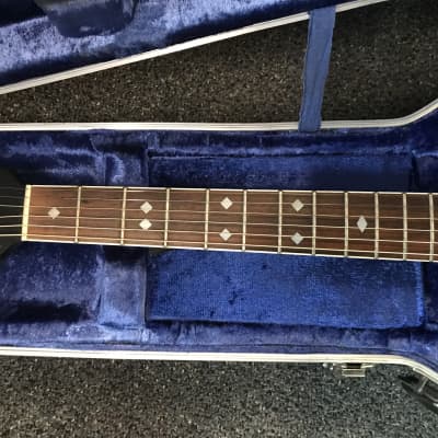Ovation Celebrity CC057 Acoustic Electric Guitar - With Hard