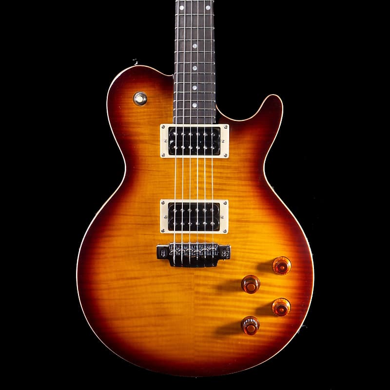 Line 6 James Tyler Variax JTV-59 (Tobacco Sunburst) Guitar