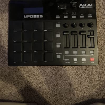 Akai MPD226 | Reverb