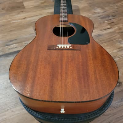 Gibson TG-0 Tenor Acoustic Guitar Vintage 1964 Original Case No Repairs CLEAN! image 2