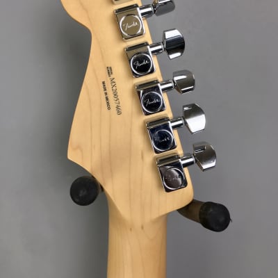 Fender Player Seriers Stratocaster HSS with Maple Fretboard 2020 Silver image 5