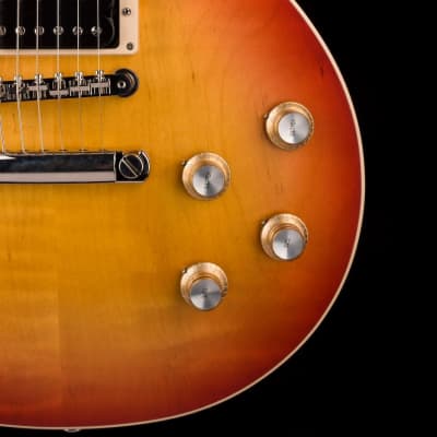 Gibson Les Paul Standard 60's Faded Vintage Cherry Sunburst with Case image 9