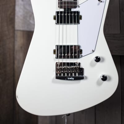Sterling Mariposa in Imperial White mariposa-iwh-r2 Electric Guitar image 2