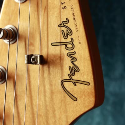 Fender American Vintage '62 Stratocaster Sonic Blue 2003 image 16