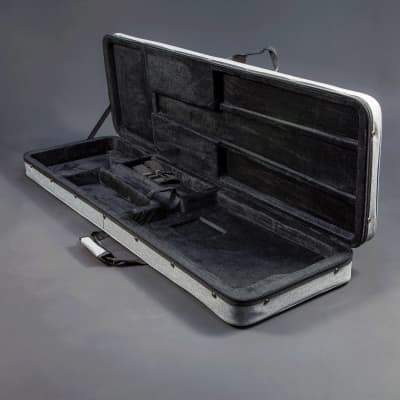 Lindo Electric Bass Guitar Eco Hard Case | Plush Lined with Storage Pockets | Sustainable and Eco-Friendly | Designed in The UK | Grey Fabric Finish (Guitar NOT Included) image 6