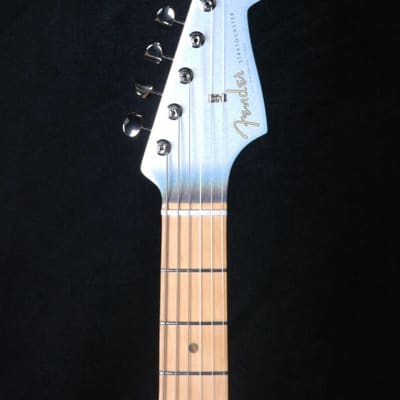Fender H.E.R Stratocaster MN Chrome Glow image 4