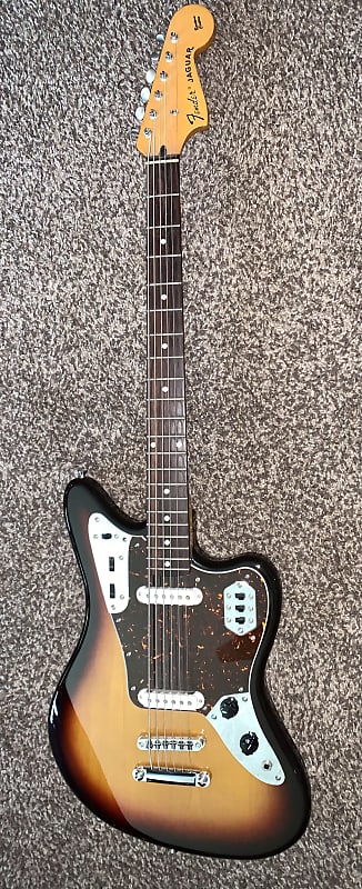 Jaguar bass deals vi