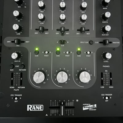 Vestax QFO Legendary Pro DJ Turntable Mixer EQ w/ Original