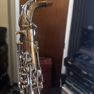 The Martin Imperial Kenosha U.S.A. Alto Saxophone / 320322 image 14