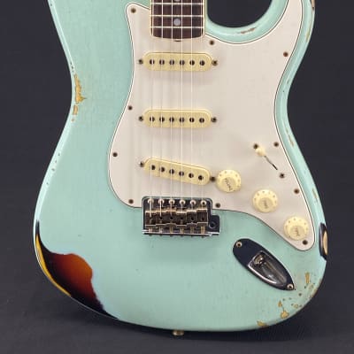 Fender Custom Shop Limited Edition 1967 Strat Heavy Relic in Aged Surf Green over 3-Tone Sunburst image 1