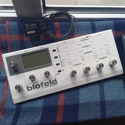 Waldorf Blofeld Desktop Synthesizer , firmware 1.25 up to date