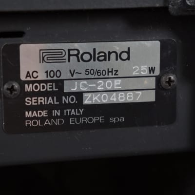 Roland JC-20 Jazz Chorus 20-Watt 1x5