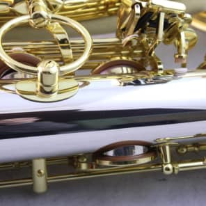 Yanagisawa B-9930 Professional Baritone Saxophone MINT image 10