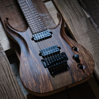 Skervesen  Raptor 7 Carved Spalted Walnut Master Grade Top Floating Bridge for sale