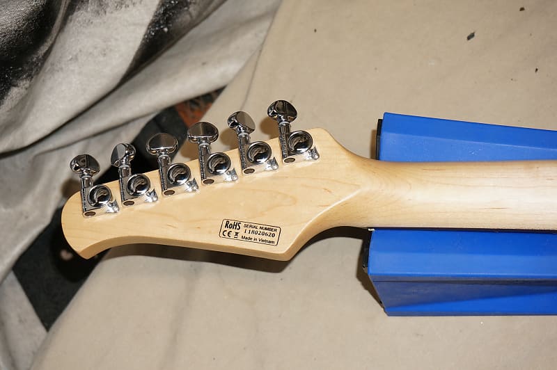 ギター swing guitar Swing Guitar Technology Modern Series SE Strat-Style