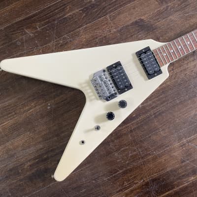 Fernandes BSV-155 Flying V Electric Guitar White w/ EMG 81 Pickups, Japan, Magnum  44 | Reverb Australia