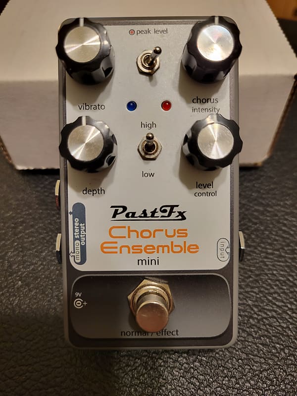 Rare PastFX Chorus Ensemble Mini MN3002 BBD Reverb