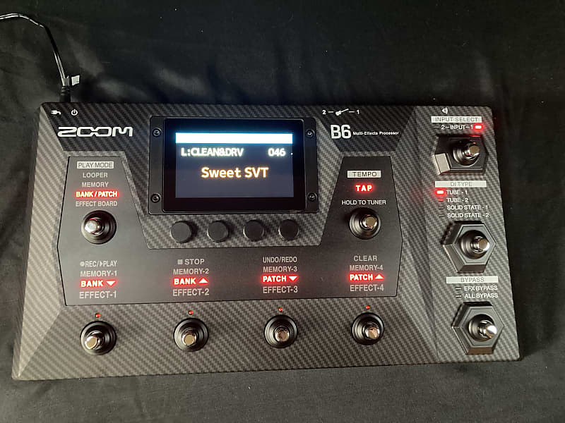 Zoom B6