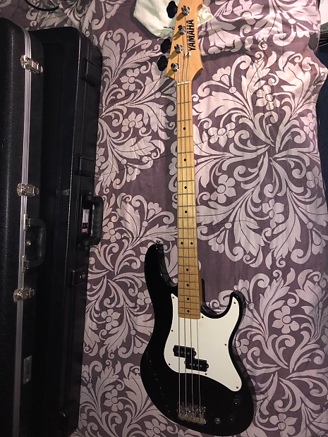 Yamaha attitude store plus bass