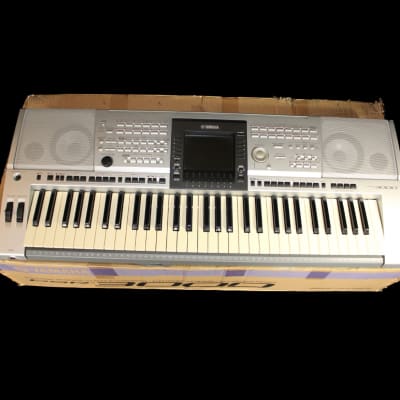 Yamaha PSR-3000 61鍵 シルバー Restock Yamaha PSR-3000 61-Key Arranger Workstation Keyboard