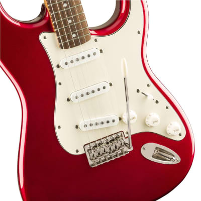 Squier Classic Vibe '60s Stratocaster Electric Guitar (Candy Apple Red) image 8