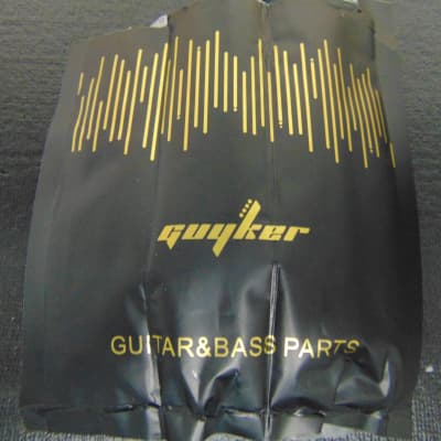 Guyker 4 String Bass Guitar Bridge & Tailpiece image 11