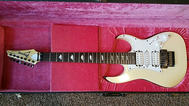 Ibanez Universe UV7PWH 1991 White