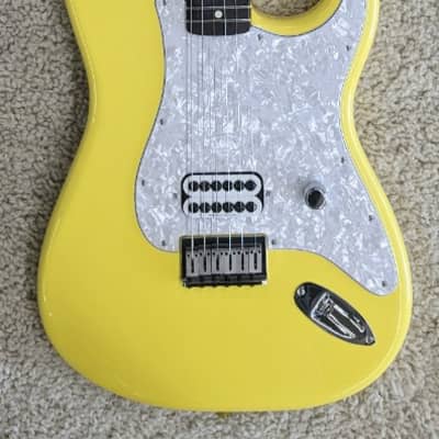 SALE! Tom delonge Fender Relic 2002 激レア（Fender Tom