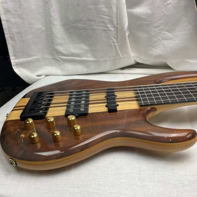 Carvin LB76F LB-76F Fretless 6-string Bass with Piezo + Case | Reverb