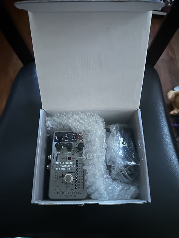 Electro-Harmonix Intelligent Harmony Machine