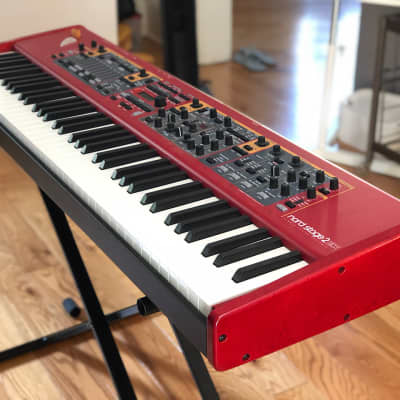 Nord Stage 2 EX HP 76 Stage Piano + Nord GB76 Soft Case with Wheels