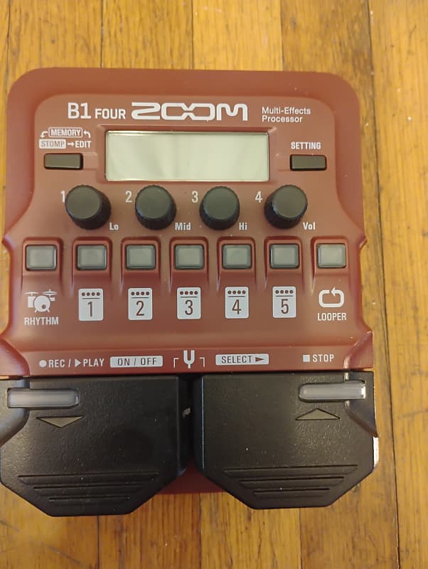 Zoom B1 Four