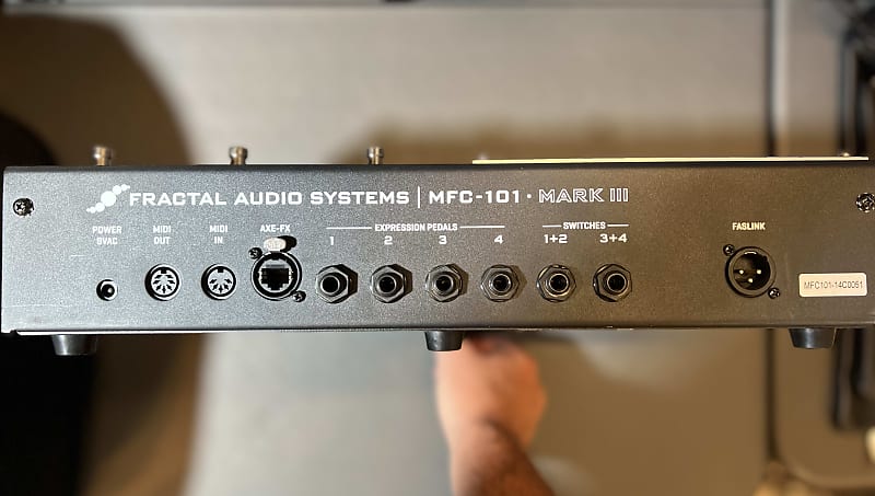 Fractal Audio MFC-101 Mark III MIDI Foot Controller | Reverb