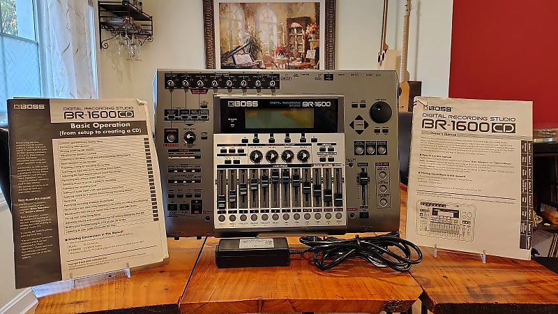 BOSS BR-1600 デジタル録音スタジオ BOSS - BR-1600CD | Digital Recorder