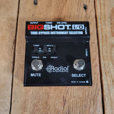 BigShot i/o by Radial Engineering True Bypass Instrument Selector image 1