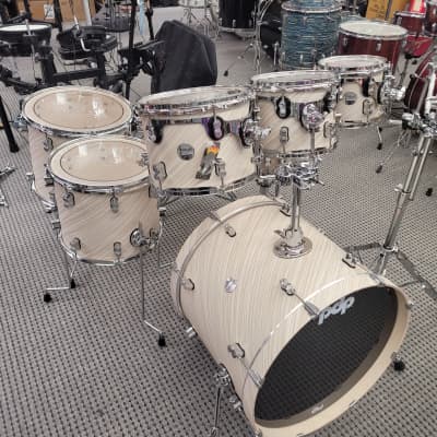 PDP PDCM2217TI Concept Maple 7 piece Shell Pack - Twisted Ivory