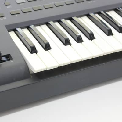 Vintage Roland DJ70 Sampling Keyboard Workstation DJ 70 w Turntable Feature image 7
