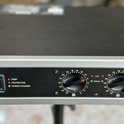 Yamaha XP1000 Power Amplifier