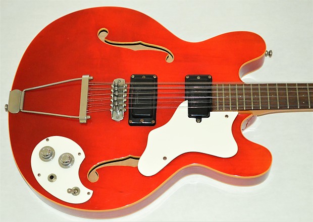 Mosrite Celebrity III Model 220 Semi Hollow Body Electric Guitar Trans Red