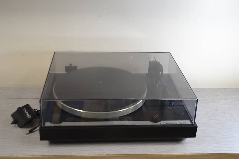Thorens TD-316 Turntable with NEW Audio Technica AT3600 Cartridge