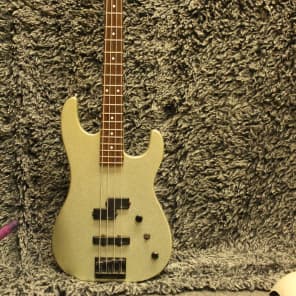 し*ん様 【ジャンク】Charvel JAZZ BASSタイプ ☆Charvel☆SDB-45 PJ Type JAZZ BASS フレイムメイプルトップ